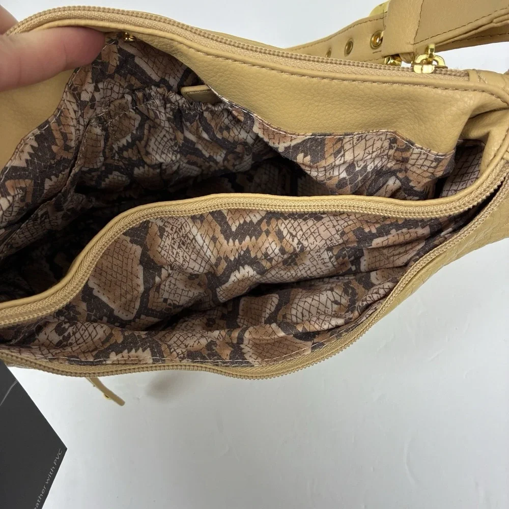 NEW Stone Mountain Genuine Soft Pebbled Leather Tan Shoulder Bag Classic Casual